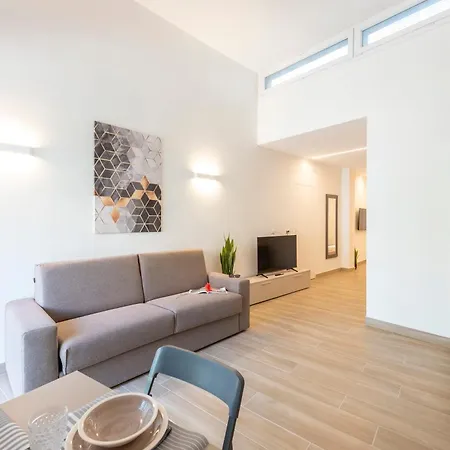 Apartment Charming Flat In - Happy Cogoleto