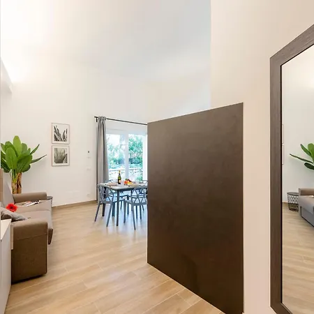 Charming Flat In - Happy Apartment *