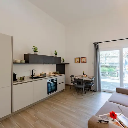 Apartment Charming Flat In - Happy *