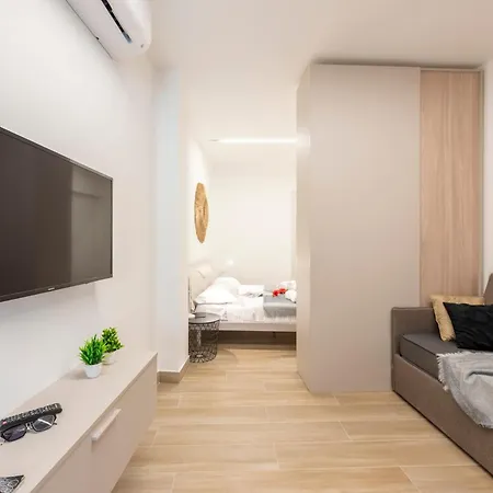Charming Flat In - Happy Lejlighed Cogoleto